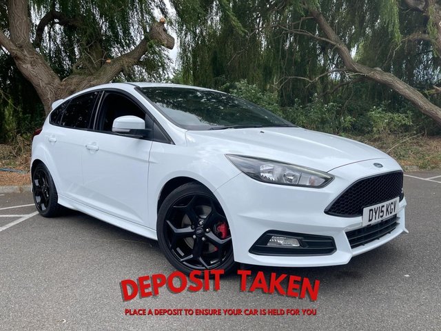 2015 15 FORD FOCUS 2.0 ST-2 5d 247 BHP REAR PARK ASSIST, ST2, PRIVACY GLASS, FROZEN WHITE PAINT