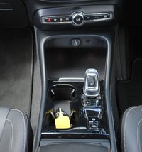 USED 2018 18 VOLVO XC40 2.0 D3 INSCRIPTION 5d 148 BHP www.suffolkcarcentre.co.uk - Located at Ilketshall