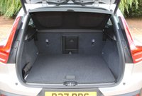 USED 2018 18 VOLVO XC40 2.0 D3 INSCRIPTION 5d 148 BHP www.suffolkcarcentre.co.uk - Located at Ilketshall