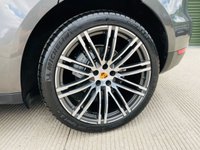 USED 2015 15 PORSCHE MACAN 3.0 S PDK 5d 340 BHP Over &pound;16,k Extras, Huge Spec