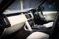 USED 2016 66 LAND ROVER RANGE ROVER 4.4 SDV8 AUTOBIOGRAPHY 5d 339 BHP Head Up Display, Side Steps, Rear Entertainment, Massage Seats, Pan Roof, Just Serviced