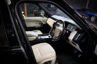 USED 2016 66 LAND ROVER RANGE ROVER 4.4 SDV8 AUTOBIOGRAPHY 5d 339 BHP Head Up Display, Side Steps, Rear Entertainment, Massage Seats, Pan Roof, Just Serviced