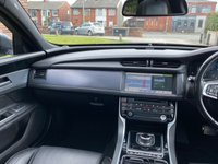 USED 2017 67 JAGUAR XF 2.0 D R-SPORT AWD 5d 238 BHP 