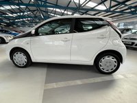 USED 2015 65 TOYOTA AYGO 1.0 VVT-I X-PLAY 5d 69 BHP 