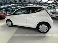 USED 2015 65 TOYOTA AYGO 1.0 VVT-I X-PLAY 5d 69 BHP 