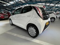 USED 2015 65 TOYOTA AYGO 1.0 VVT-I X-PLAY 5d 69 BHP 