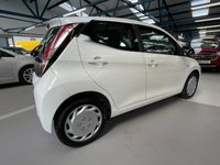 USED 2015 65 TOYOTA AYGO 1.0 VVT-I X-PLAY 5d 69 BHP 