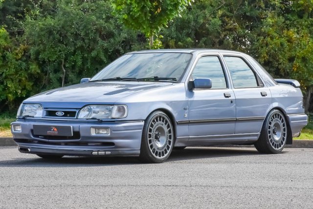 1991 J Ford Sierra 2.0 SAPPHIRE COSWORTH 4X4 4d 380 BHP