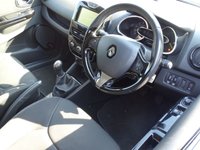 USED 2015 64 RENAULT CLIO 1.5 DYNAMIQUE MEDIANAV ENERGY DCI S/S 5d 90 BHP * SATNAV *     STUNNING COLOUR