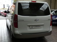USED 2019 69 HYUNDAI i800 2.5 CRDI SE 5d 168 BHP 8 SEATS AIR CON HEATED SEATS HYUNDAI WARRANTY TILL SEPT 2024