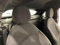 USED 2015 65 MINI COUPE 1.6 COOPER 2d 120 BHP Mini Coupe ,Striking  White Silver metallic ,  Part Leather interior ,