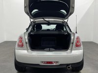 USED 2015 65 MINI COUPE 1.6 COOPER 2d 120 BHP Mini Coupe ,Striking  White Silver metallic ,  Part Leather interior ,