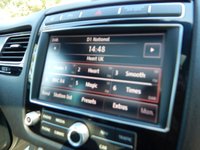 USED 2016 66 VOLKSWAGEN TOUAREG 3.0 V6 R-LINE TDI BLUEMOTION TECH 5d 259 BHP FSH-SATNAV