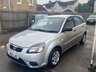 USED 2011 60 KIA RIO 1.4 1 5d 96 BHP LONG MOT UNTIL JAN 2023, SERVICE HISTORY, BRAND NEW FRONT BRAKE PADS, LOW INSURANCE GROUP, GREAT MPG, CD/RADIO/AUX/USB, TRACTION CONTROL, CLOTH INTERIOR AND 2 KEYS.