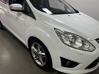 USED 2014 14 FORD GRAND C-MAX 1.0 TITANIUM X 5d 124 BHP * PARK SENSORS *17" ALLOYS * 7 SEATS * PAN ROOF * CLIMATE *