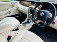 USED 2009 59 JAGUAR X-TYPE 2.2 SE 4d 145 BHP 