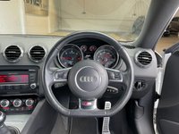 USED 2014 63 AUDI TT 2.0 TDI QUATTRO BLACK EDITION 2d 168 BHP 