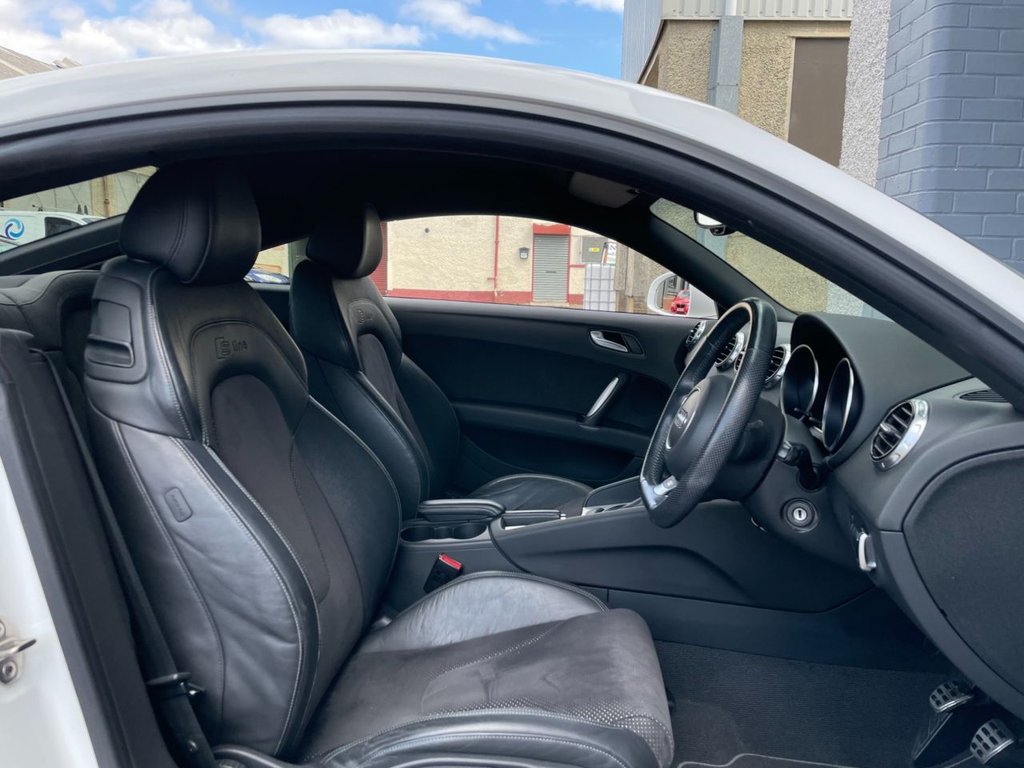 USED 2014 63 AUDI TT 2.0 TDI QUATTRO BLACK EDITION 2d 168 BHP 