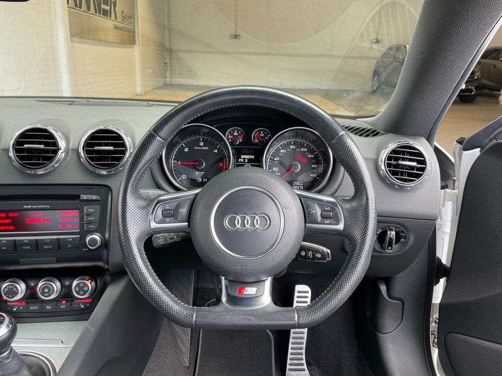 USED 2014 63 AUDI TT 2.0 TDI QUATTRO BLACK EDITION 2d 168 BHP 