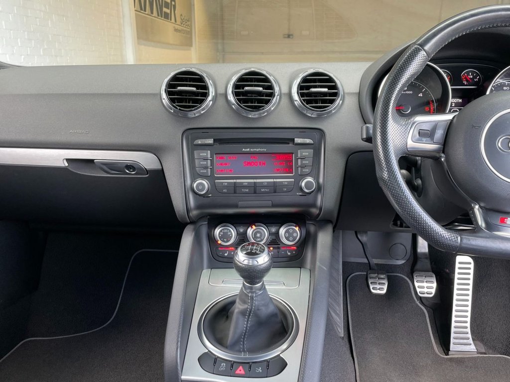 USED 2014 63 AUDI TT 2.0 TDI QUATTRO BLACK EDITION 2d 168 BHP 