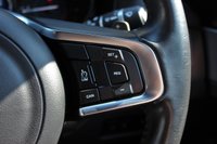 USED 2017 17 JAGUAR XF 2.0 R-SPORT 4d 177 BHP 2 Owners, 2 Services, Over &pound;4000 Extras, Parking Sensors, Taurus Leather, Nav, Diamond-Cut Alloys
