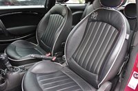 USED 2012 12 MINI HATCH COOPER 2.0 D LONDON 2012 EDITION 3d 110 BHP 2 Owners (MINI+1), 3 Services, CHILI Pack, Heated Leather Seats, Cruise, Bluetooth Phone, Contrast Roof & Mirror Caps