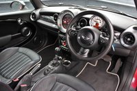 USED 2012 12 MINI HATCH COOPER 2.0 D LONDON 2012 EDITION 3d 110 BHP 2 Owners (MINI+1), 3 Services, CHILI Pack, Heated Leather Seats, Cruise, Bluetooth Phone, Contrast Roof & Mirror Caps