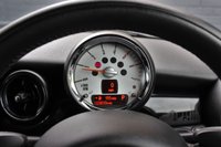 USED 2012 12 MINI HATCH COOPER 2.0 D LONDON 2012 EDITION 3d 110 BHP 2 Owners (MINI+1), 3 Services, CHILI Pack, Heated Leather Seats, Cruise, Bluetooth Phone, Contrast Roof & Mirror Caps