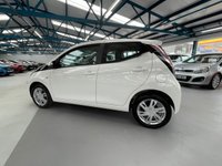 USED 2014 64 TOYOTA AYGO 1.0 VVT-I X-PRESSION 5d 69 BHP 