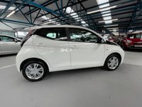 USED 2014 64 TOYOTA AYGO 1.0 VVT-I X-PRESSION 5d 69 BHP 