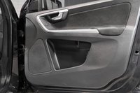 USED 2017 17 VOLVO XC60 2.4 D5 R-DESIGN NAV AWD 5d 217 BHP + NATIONWIDE HOME DELIVERY +