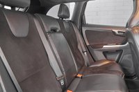 USED 2017 17 VOLVO XC60 2.4 D5 R-DESIGN NAV AWD 5d 217 BHP + NATIONWIDE HOME DELIVERY +