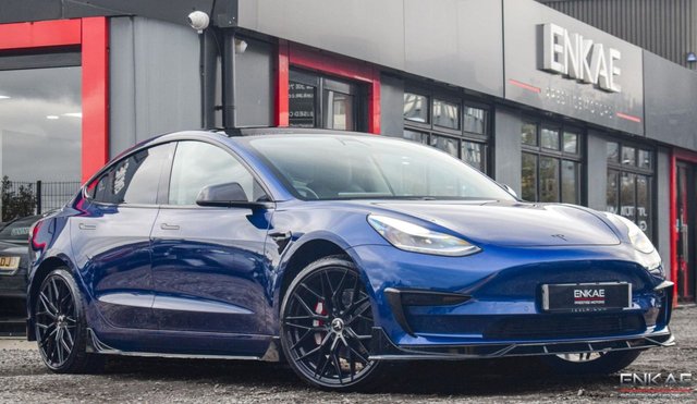 2020 20 Tesla Model 3 STANDARD RANGE PLUS 4d 302 BHP
