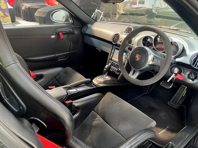 View our PORSCHE CAYMAN