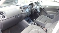USED 2012 62 VOLKSWAGEN TIGUAN 2.0 SE TDI BLUEMOTION TECHNOLOGY 4MOTION 5d 138 BHP 
