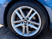 USED 2014 64 SEAT LEON 1.6 TDI SE TECHNOLOGY DSG 5d 105 BHP SAT NAV + DAB + CLIMATE CONTROL + AUTO START/STOP +  REAR PARKING AID + BLUETOOTH +