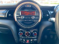 USED 2015 15 MINI HATCH COOPER 2.0 COOPER S 5d 189 BHP 