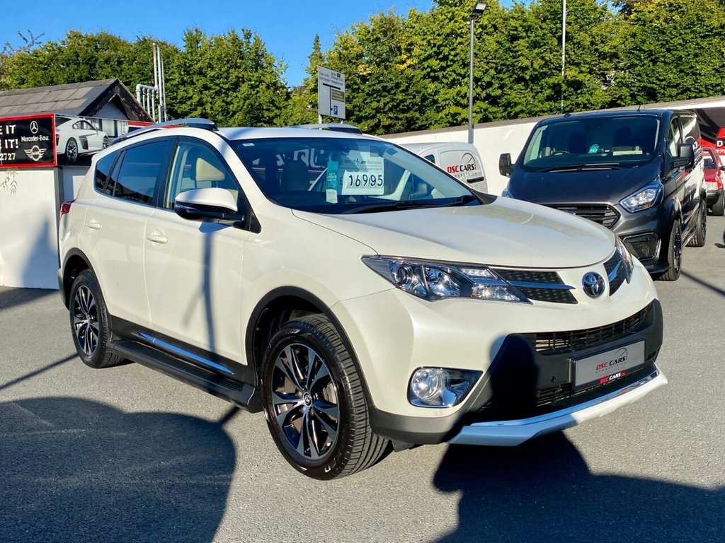 USED 2015 15 TOYOTA RAV4 2.2 D-4D INVINCIBLE 5d 150 BHP VERY HIGH SPEC,MUST BE SEEN
