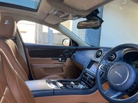 USED 2013 13 JAGUAR XJ 3.0 D V6 PORTFOLIO 4d 275 BHP 