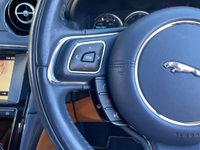 USED 2013 13 JAGUAR XJ 3.0 D V6 PORTFOLIO 4d 275 BHP 