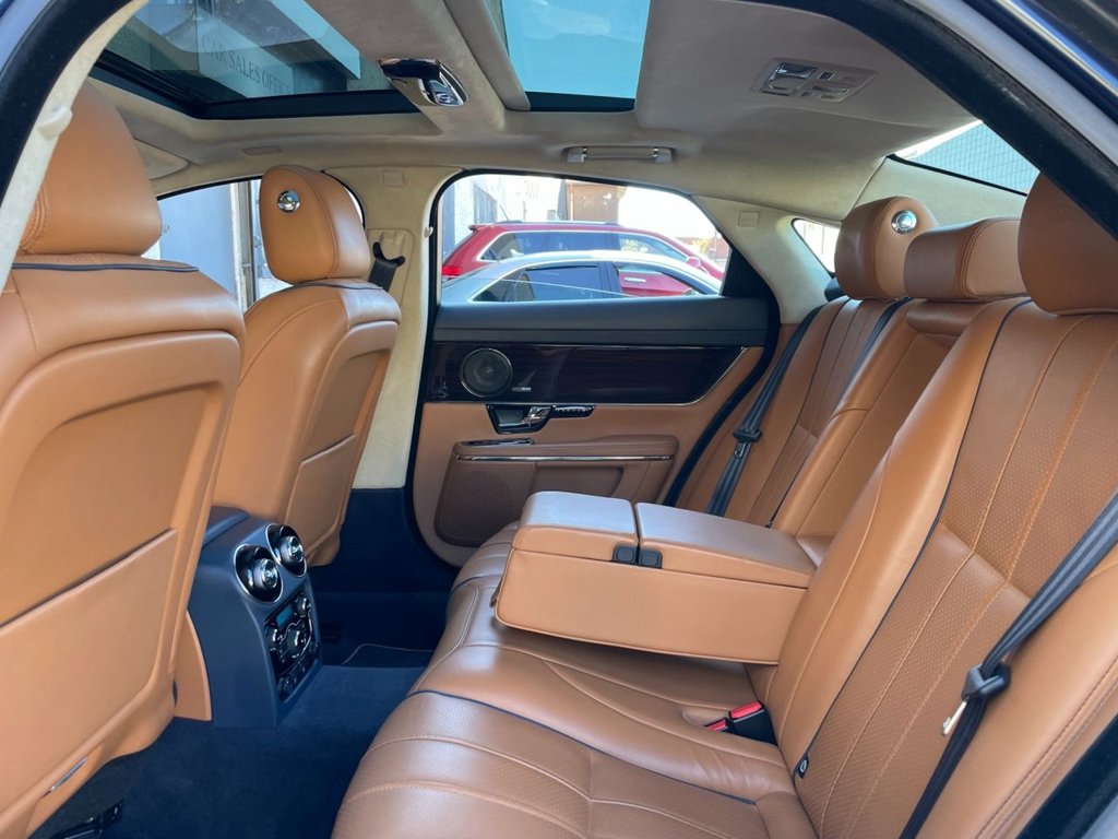 USED 2013 13 JAGUAR XJ 3.0 D V6 PORTFOLIO 4d 275 BHP 