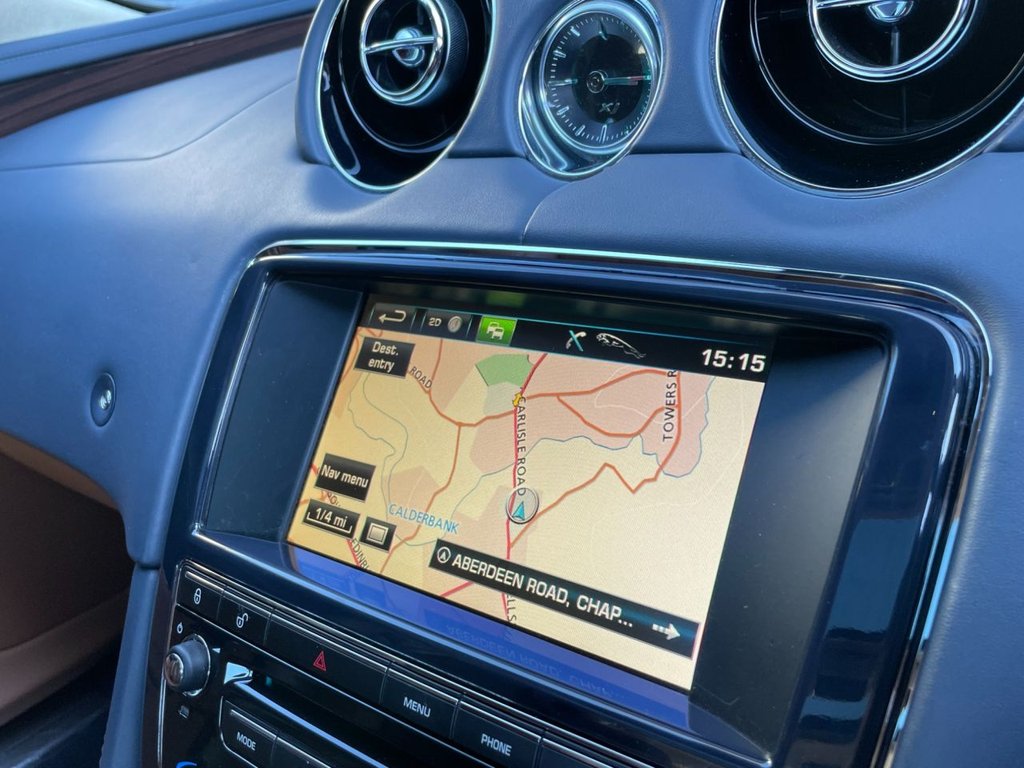 USED 2013 13 JAGUAR XJ 3.0 D V6 PORTFOLIO 4d 275 BHP 