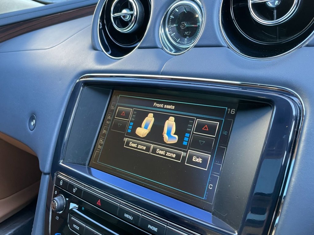 USED 2013 13 JAGUAR XJ 3.0 D V6 PORTFOLIO 4d 275 BHP 