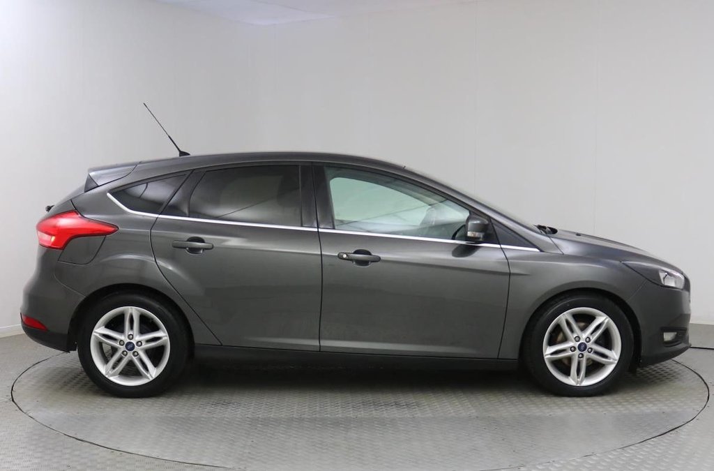 USED 2015 15 FORD FOCUS 1.5 ZETEC TDCI 5d  