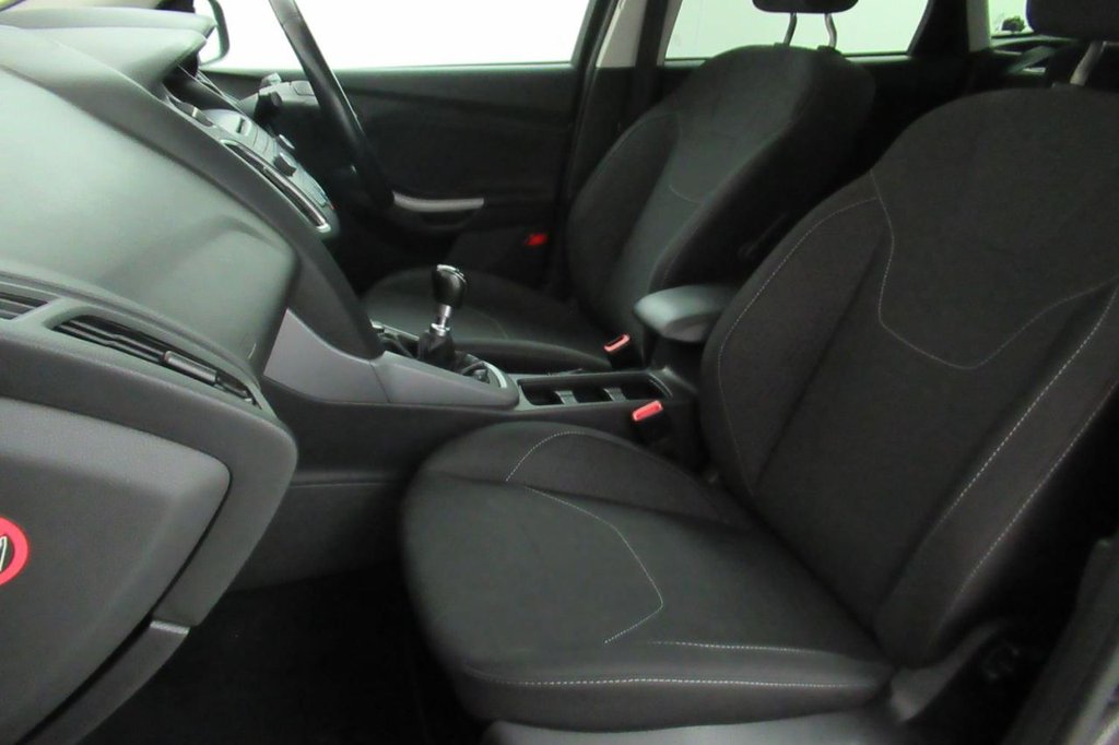 USED 2015 15 FORD FOCUS 1.5 ZETEC TDCI 5d  