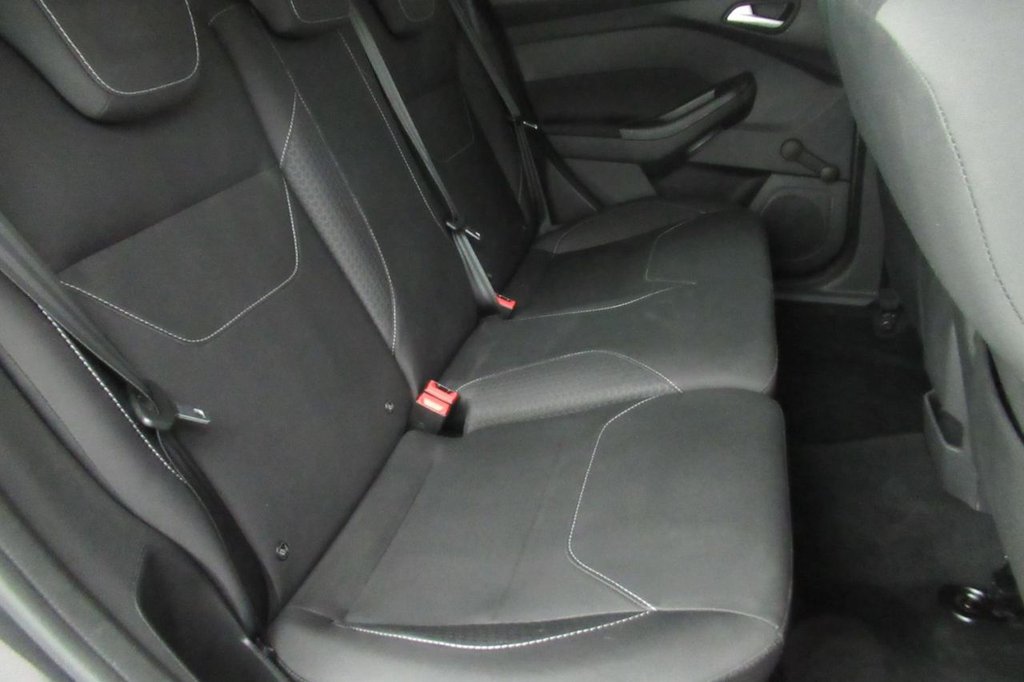 USED 2015 15 FORD FOCUS 1.5 ZETEC TDCI 5d  