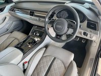 USED 2014 64 AUDI S8 4.0 S8 TFSI V8 QUATTRO 4d 513 BHP HUGE SPECIFICATION INC HUD, MASSAGE