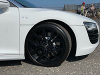 USED 2011 R AUDI R8 5.2 SPYDER V10 QUATTRO 2d 519 BHP 