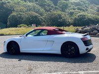 USED 2011 R AUDI R8 5.2 SPYDER V10 QUATTRO 2d 519 BHP 