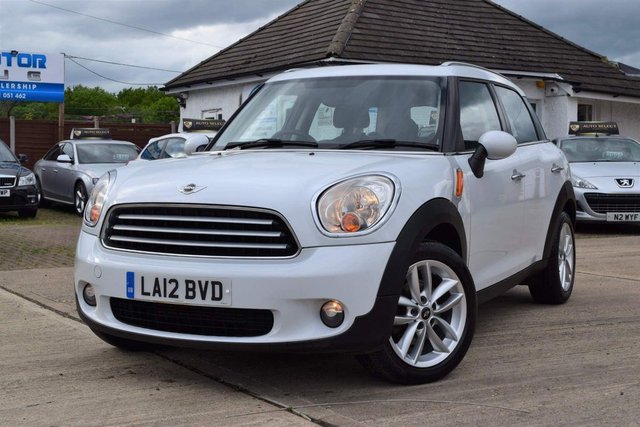 2012 12 MINI Countryman 1.6 COOPER D 5d 112 BHP